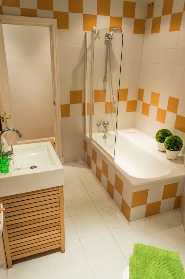For You Rentals Centro De Madrid Apartment Temporal Lm7 エクステリア 写真